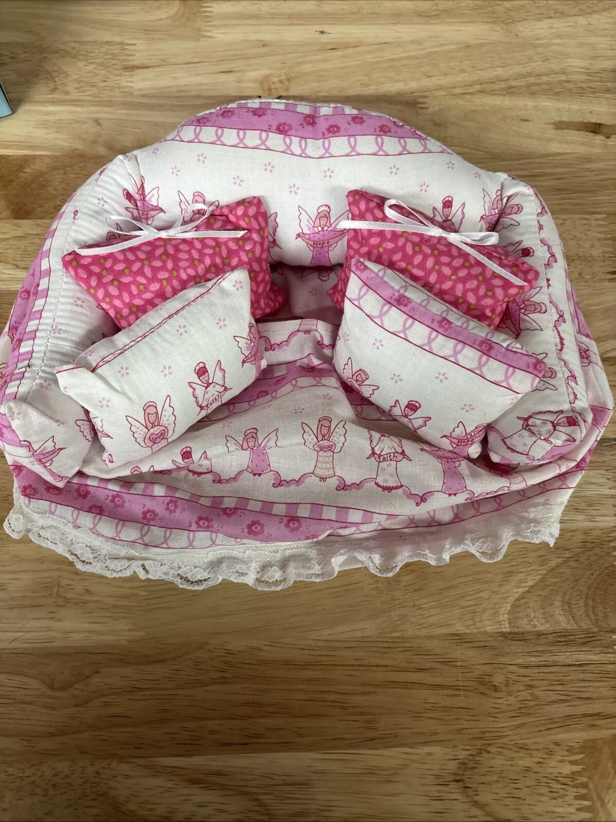 Angels Sofa Couch Tissue Box Cover With Little Pillows Pink And White Dollhouse | eBay