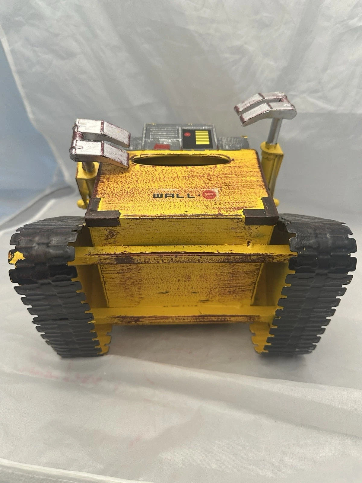 Metal Robot Style Tissue Box Movable Arms Design, Cute Wall-E Inspired w Mag Bug | eBay