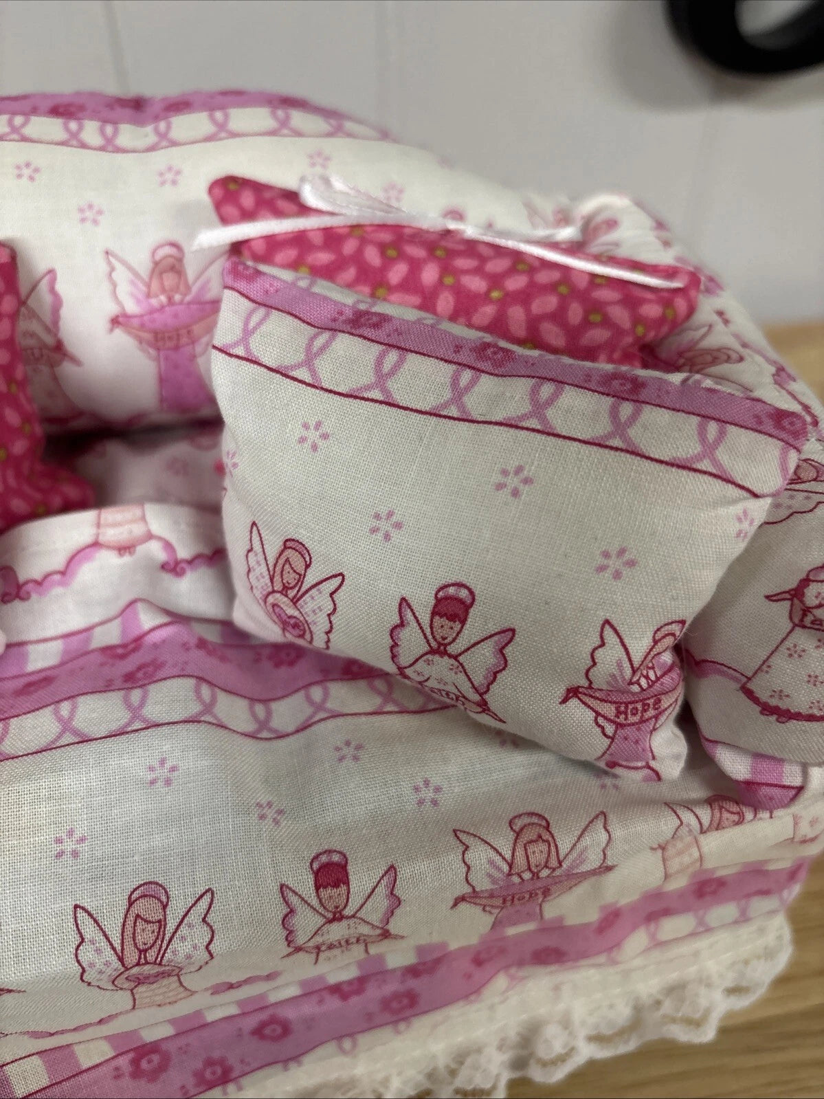 Angels Sofa Couch Tissue Box Cover With Little Pillows Pink And White Dollhouse | eBay