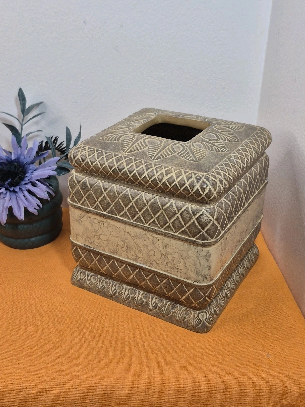 India Ink Corinthian Tissue Box Cover Resin 6"x6"x6" | eBay