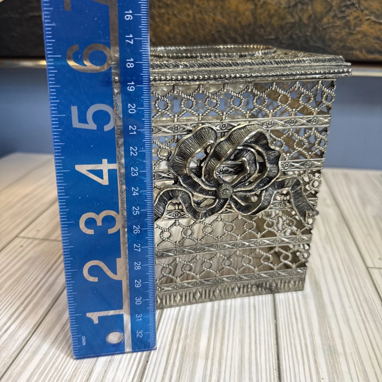 Hollywood Regency MCM Metal Gold Filigree Square Tissue Box Cover Applied Bow | eBay