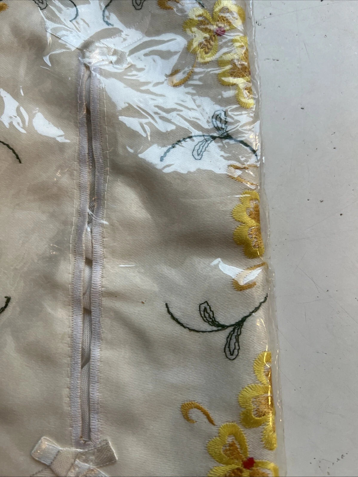 Embroidered Tissue Box Cover | eBay