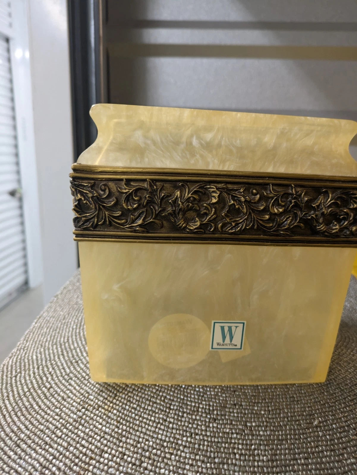 Wamsutta Pearlized Acrylic Lucite Gold Ornate Tissue Box Cover | eBay