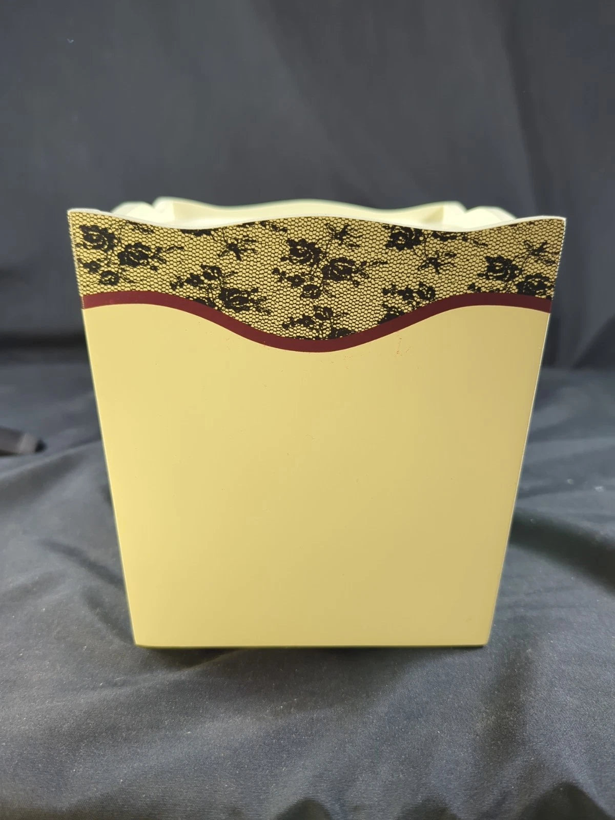 Flirty Tissue Box Cover Decorative Lace Tight Bow Beaded Stunning Belle Design | eBay