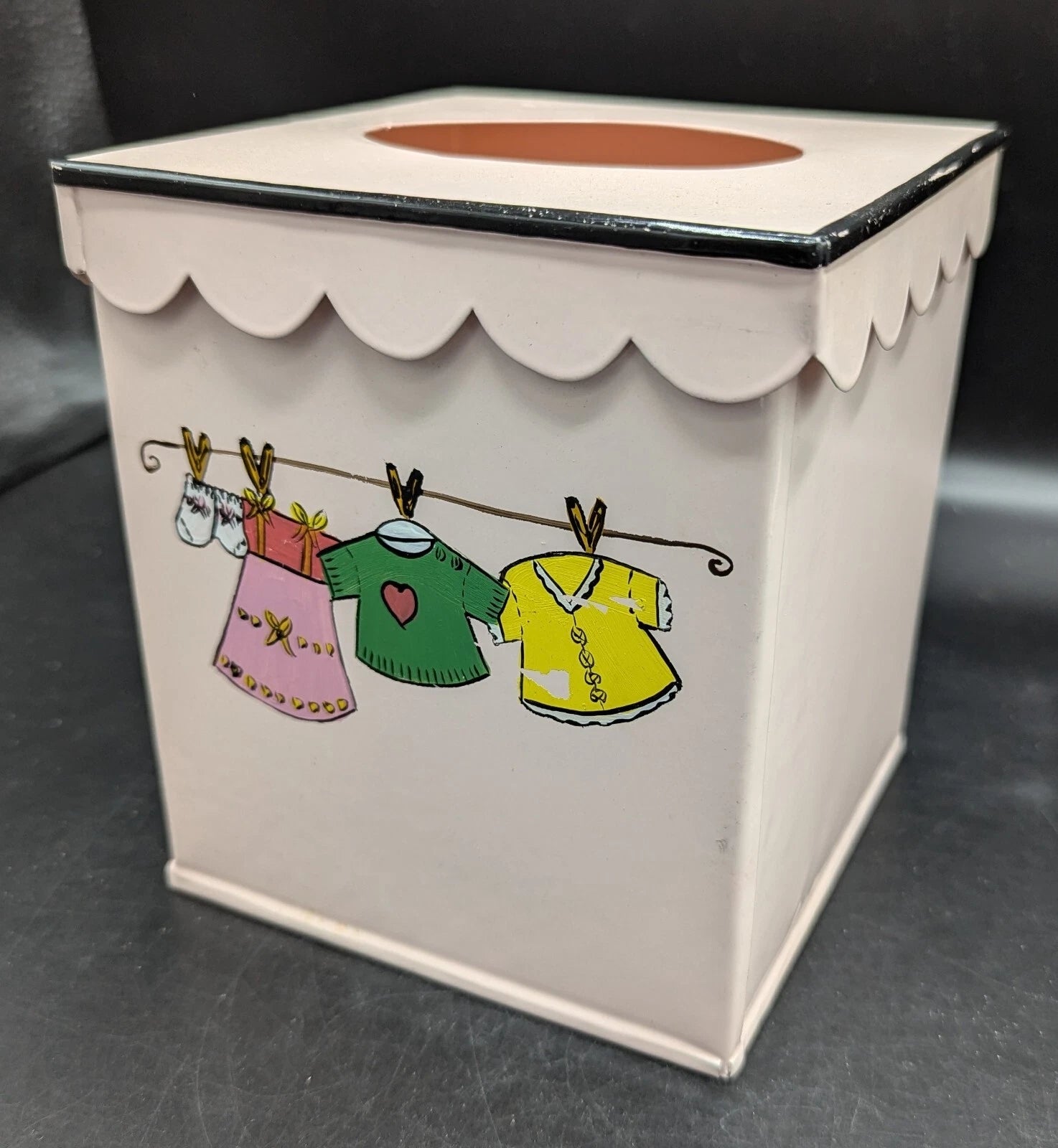 Tissue Box Cover Scalloped Edges Pink Laundry Room Funky Fun Metal | eBay