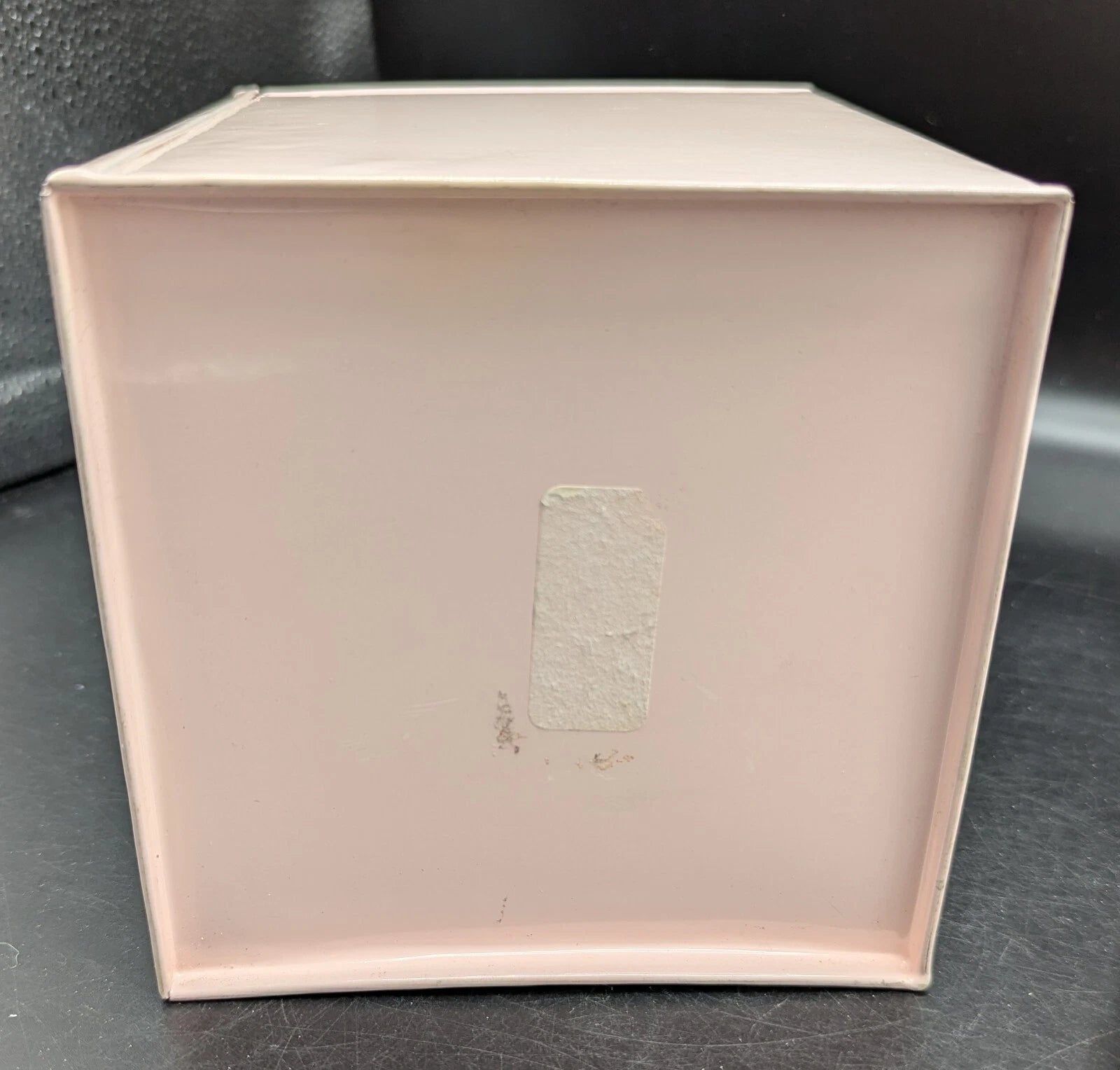 Tissue Box Cover Scalloped Edges Pink Laundry Room Funky Fun Metal | eBay