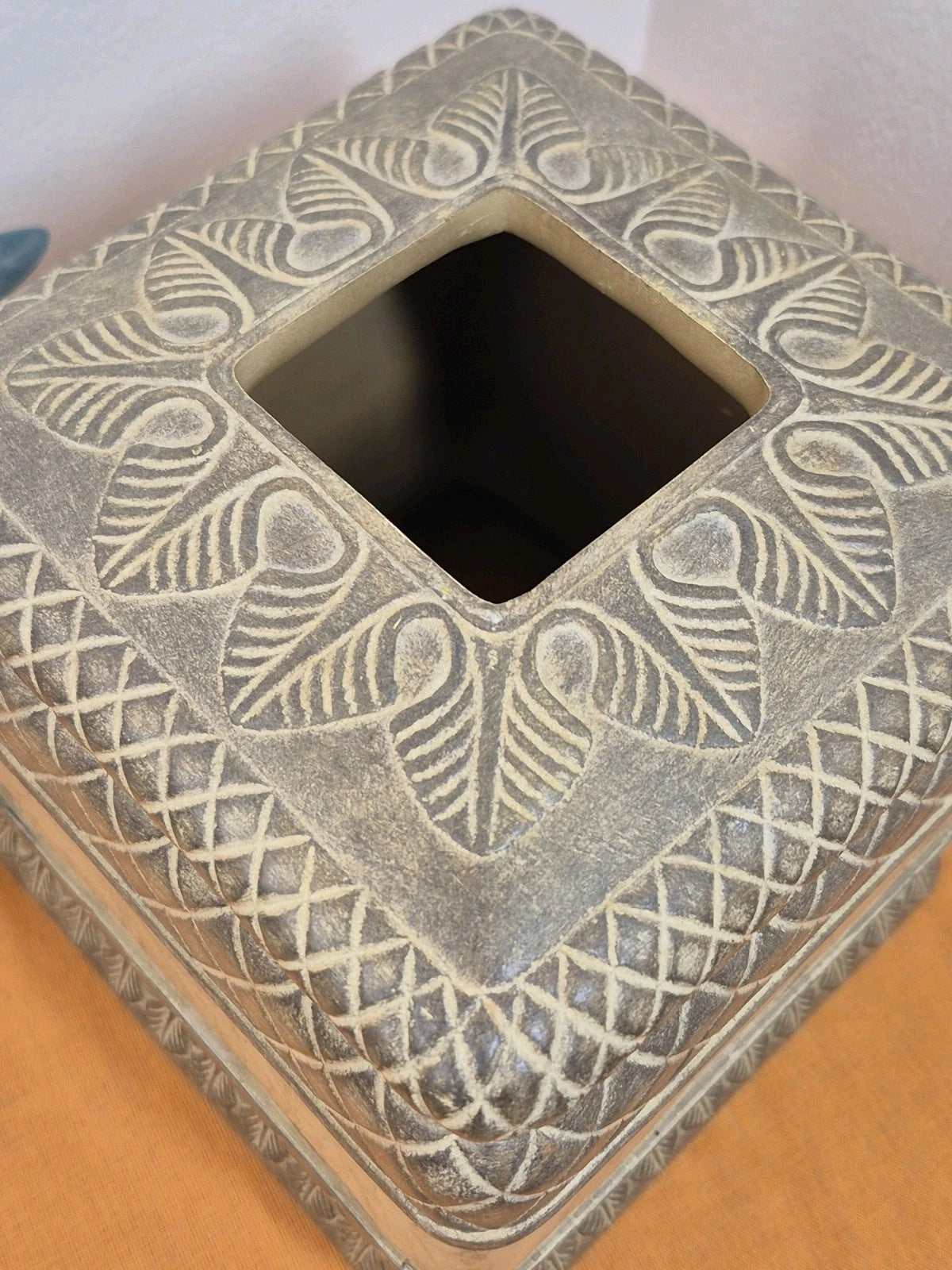 India Ink Corinthian Tissue Box Cover Resin 6"x6"x6" | eBay