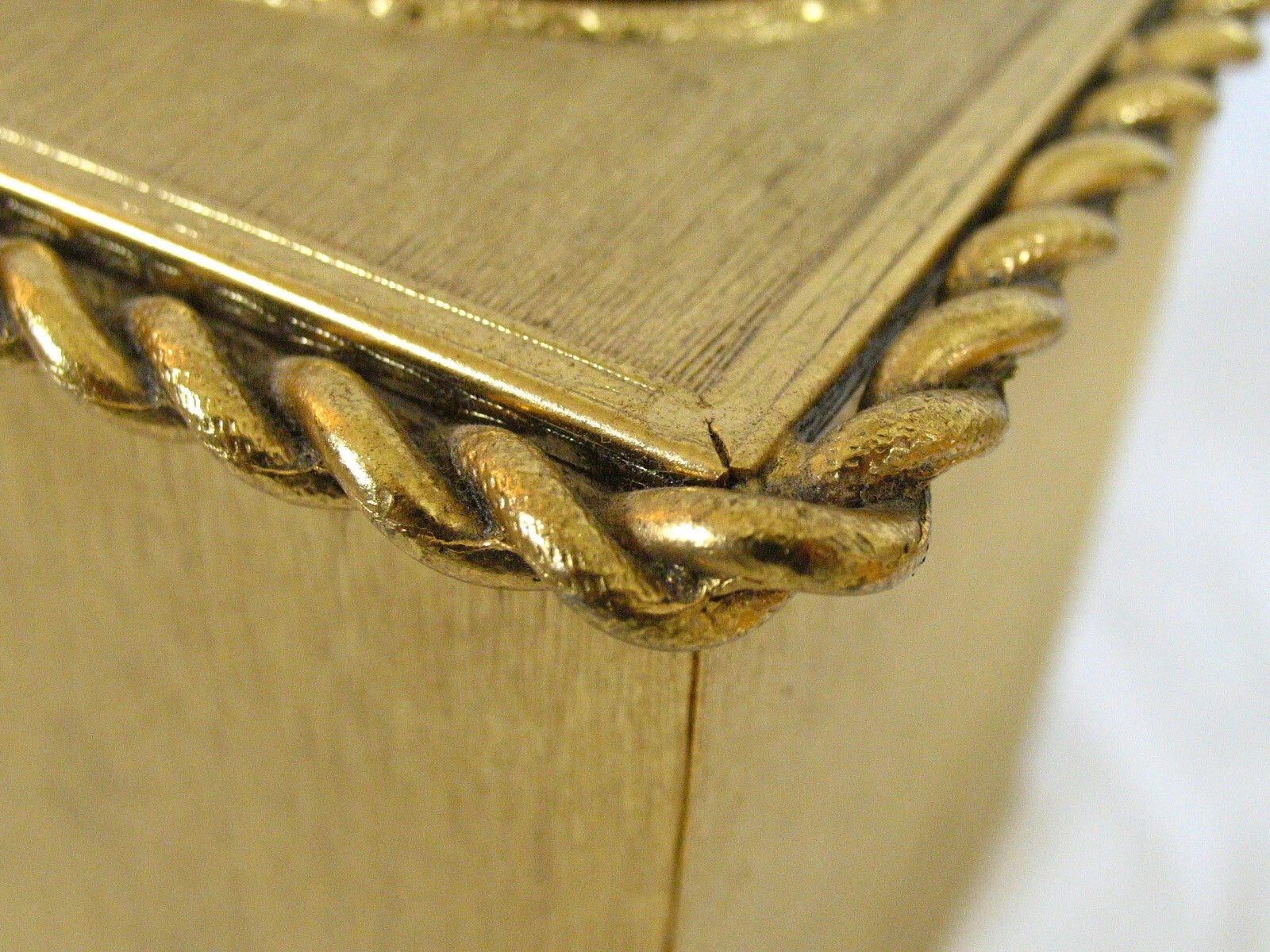 Vintage 90s Hollywood Regency Gold Metal Tissue Box Cover – Tassel & Rope | eBay