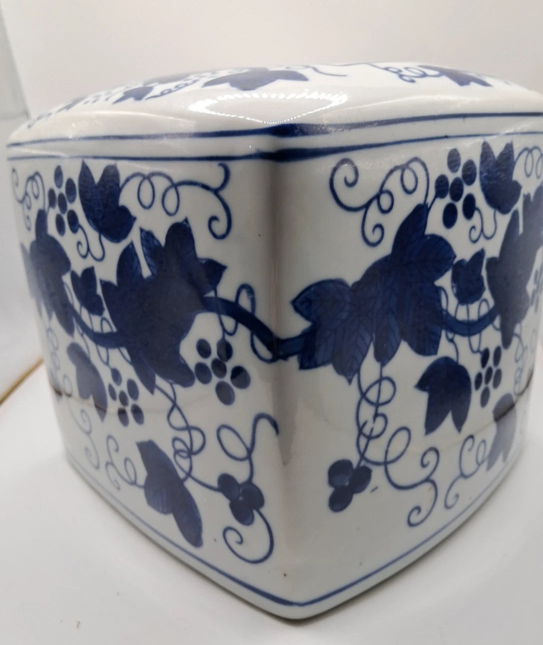 Blue White Grape Vine Leaves Heavy Ceramic Bathroom Tissue Holder 6 1/4" Square | eBay