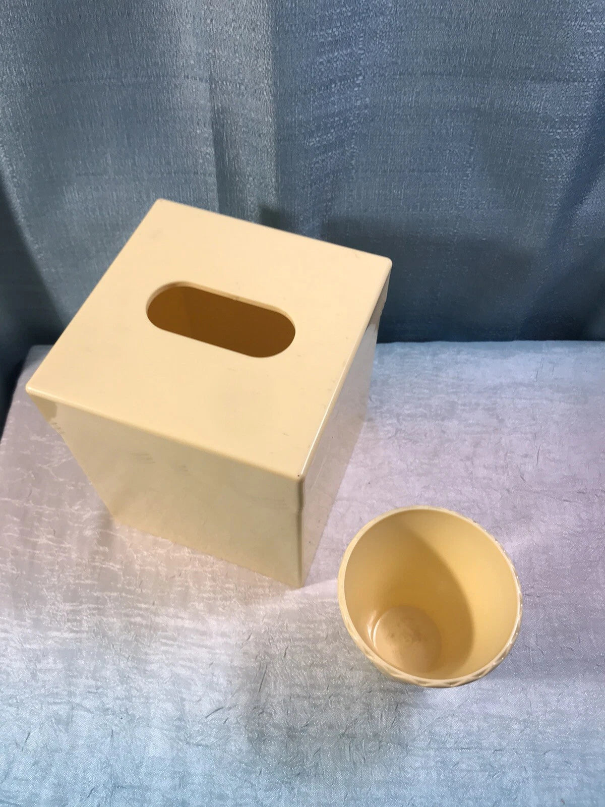 Martha Stewart Everyday Yellow Scalloped Plastic Tissue Box Cover & Matching Cup | eBay