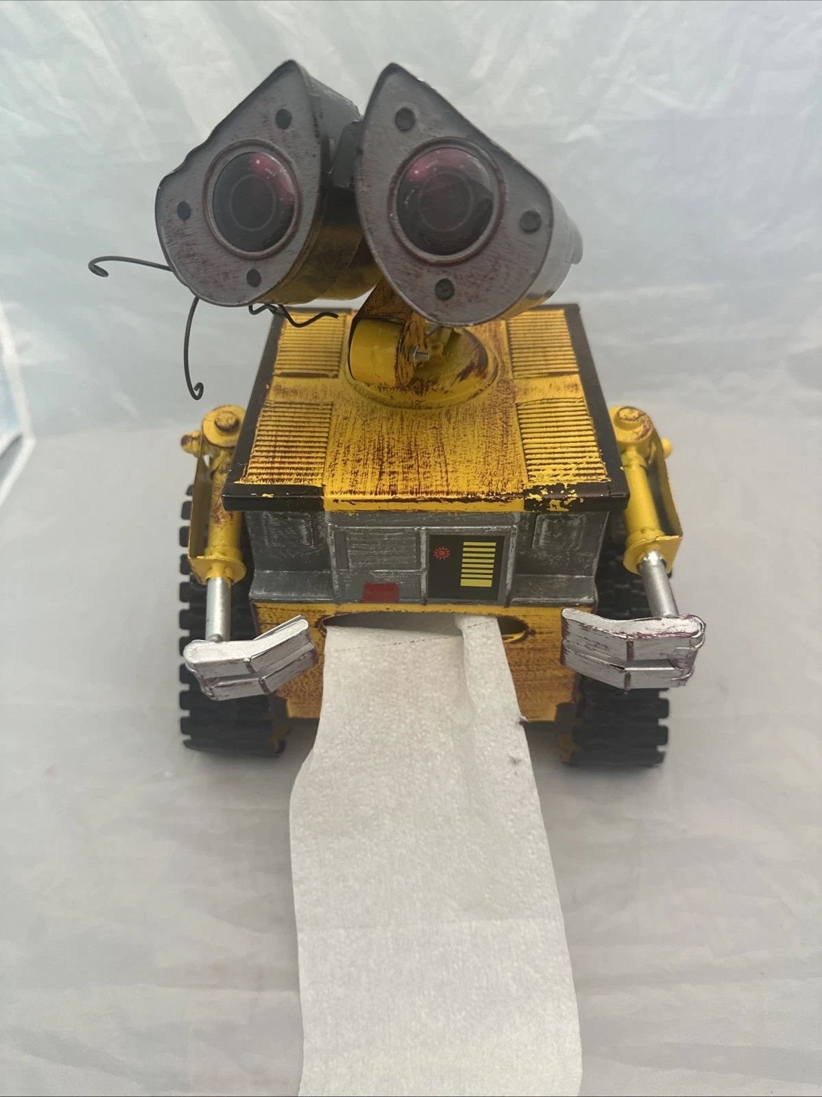 Metal Robot Style Tissue Box Movable Arms Design, Cute Wall-E Inspired w Mag Bug | eBay