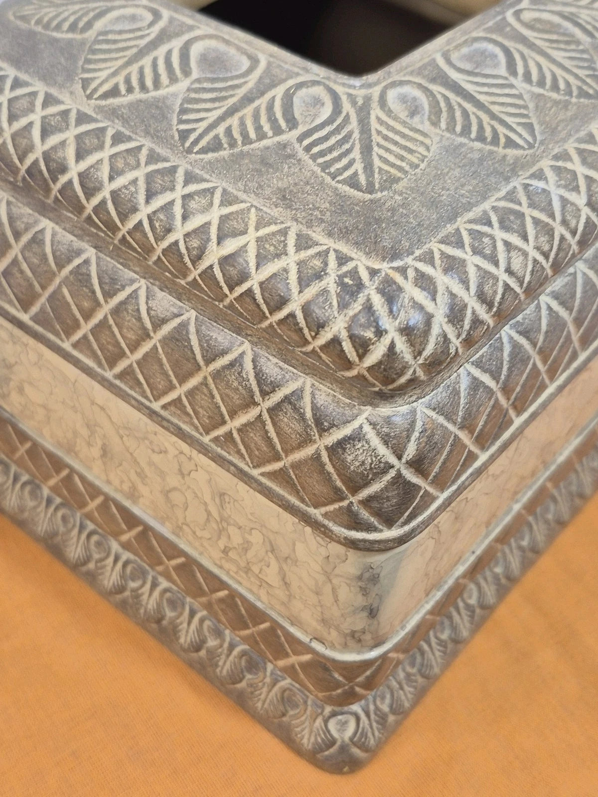 India Ink Corinthian Tissue Box Cover Resin 6"x6"x6" | eBay
