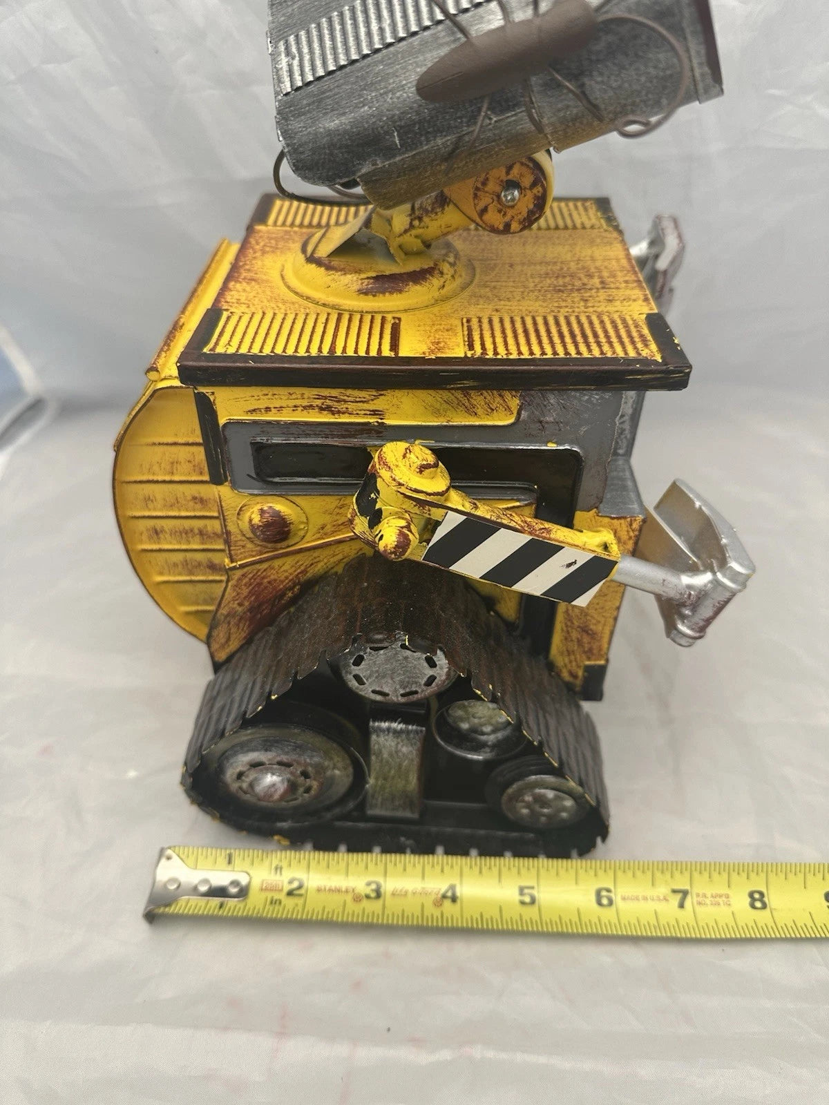 Metal Robot Style Tissue Box Movable Arms Design, Cute Wall-E Inspired w Mag Bug | eBay