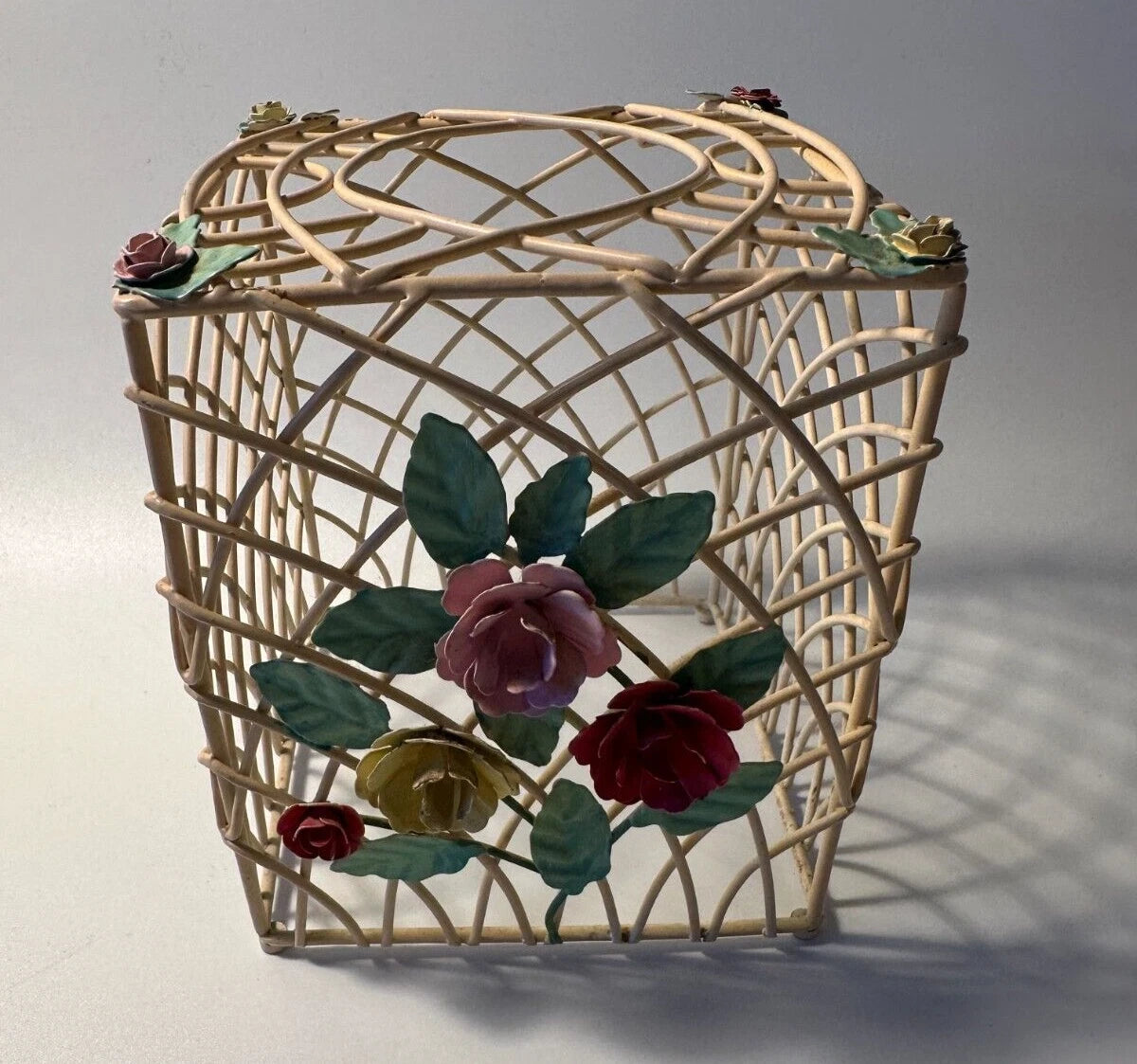 vtg woven wire/metal tissue box holder-cream w/pink/yellow/red florals 5.5"x4.5" | eBay