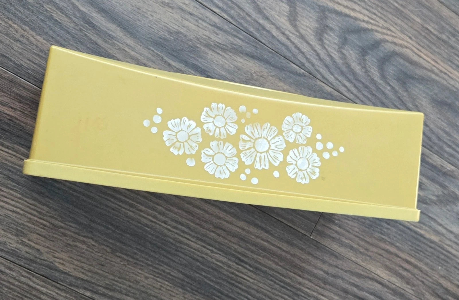 Vintage (60's/70's) RUBBERMAID Plastic/Lucite Harvest Gold Tissue Box | eBay