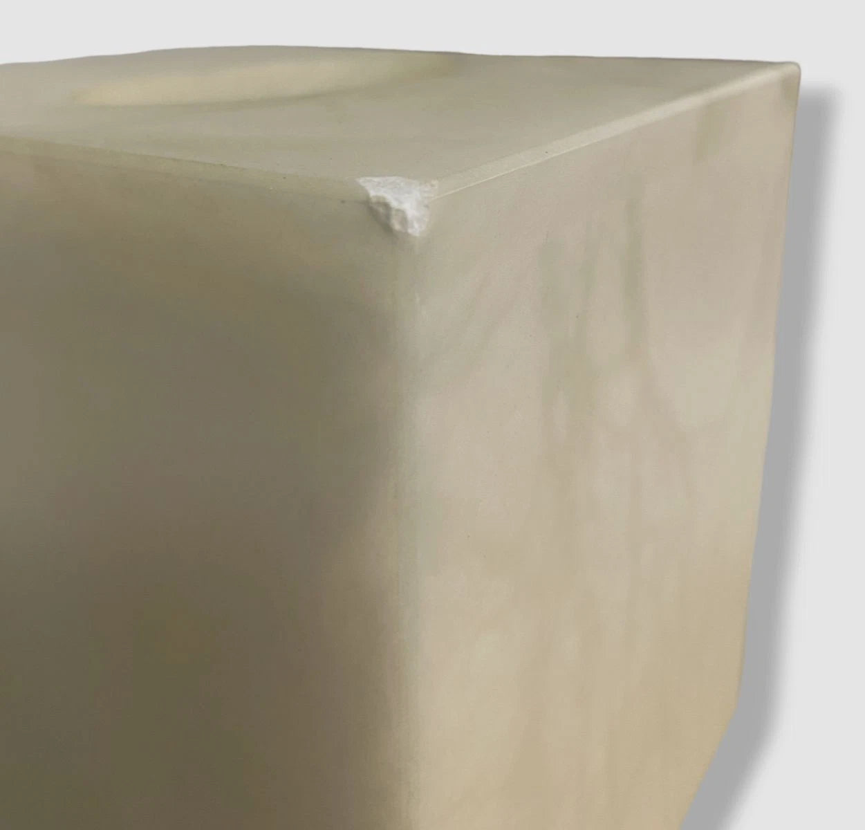 $255 KASSATEX Ivory Alabaster Alisa Cream Tissue Box Cover | eBay