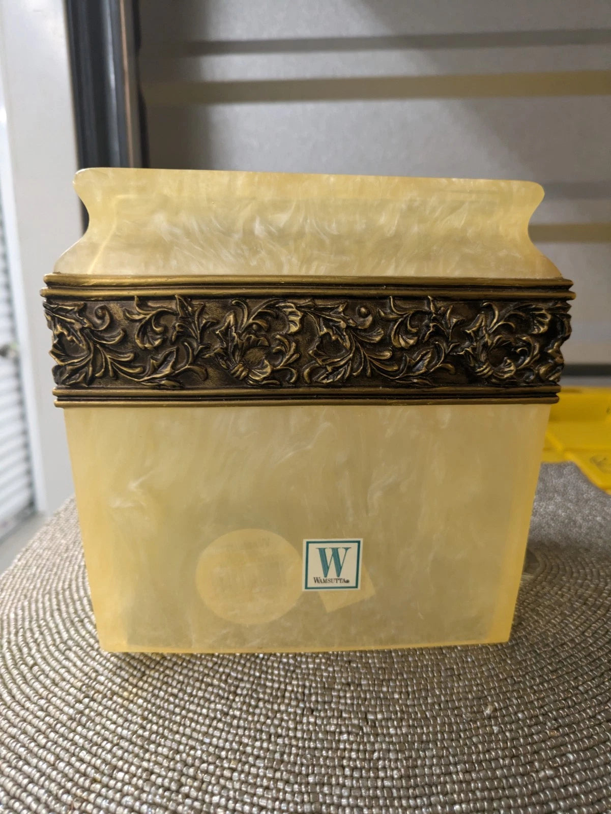 Wamsutta Pearlized Acrylic Lucite Gold Ornate Tissue Box Cover | eBay