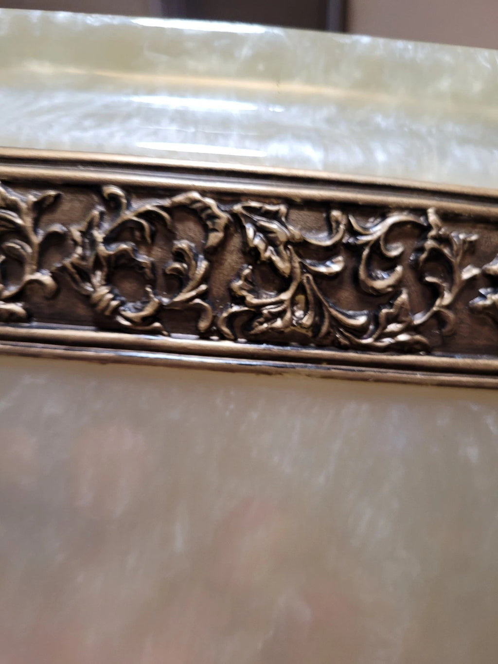 Wamsutta Adagio Faux Marble & Brass Tissue Box Cover EUC | eBay