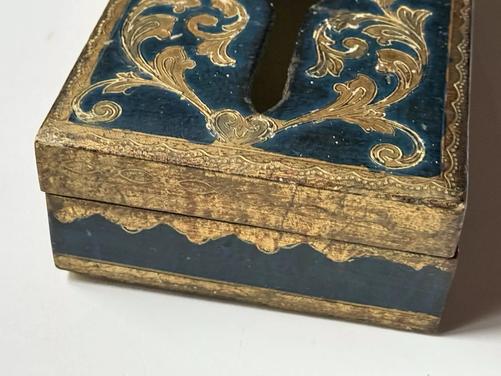 RARE Vintage Gold *BLUE Hollywood TISSUE HOLDER Cover Antique ITALY Florentine | eBay