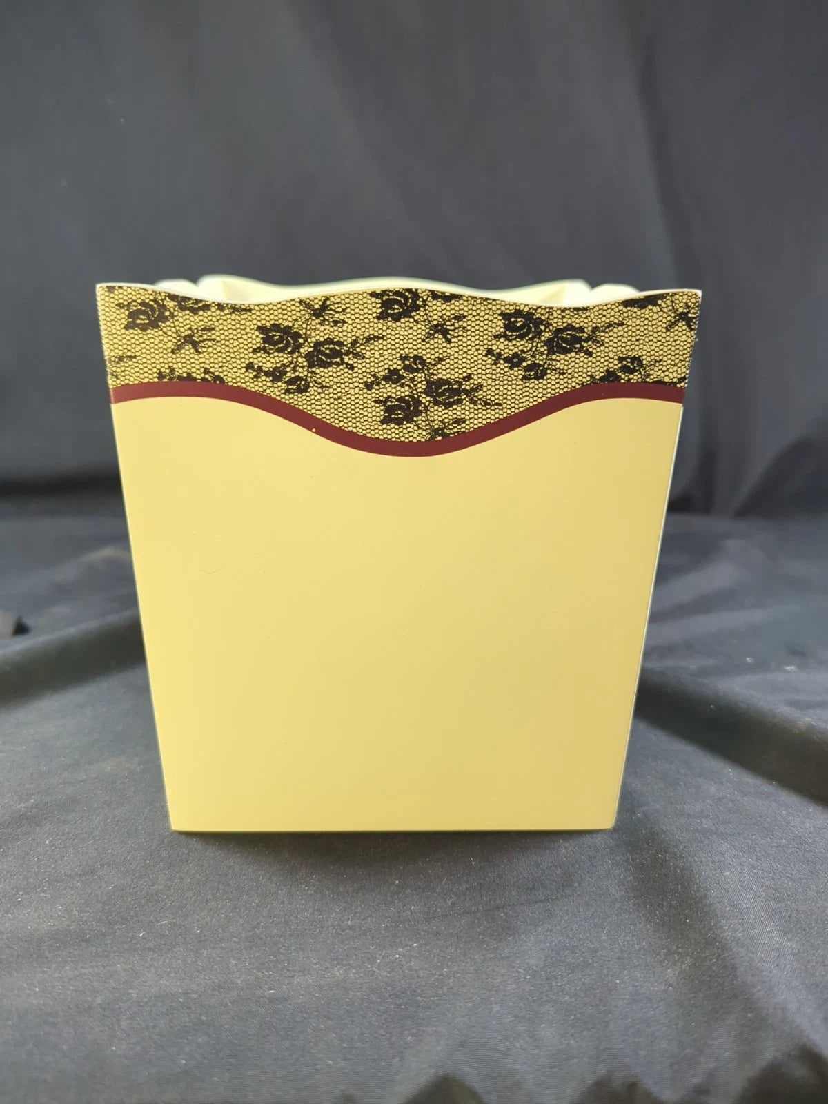 Flirty Tissue Box Cover Decorative Lace Tight Bow Beaded Stunning Belle Design | eBay