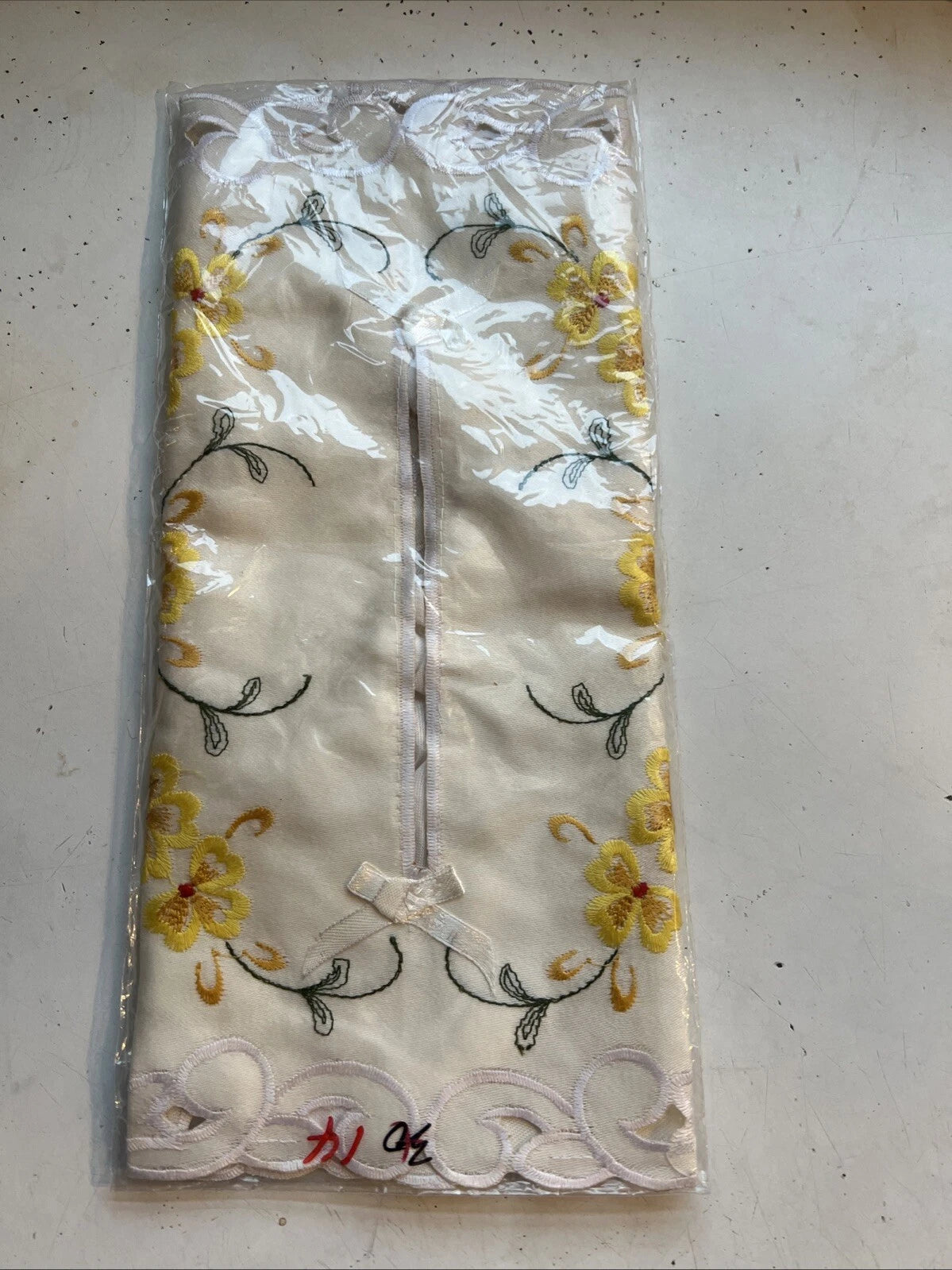 Embroidered Tissue Box Cover | eBay