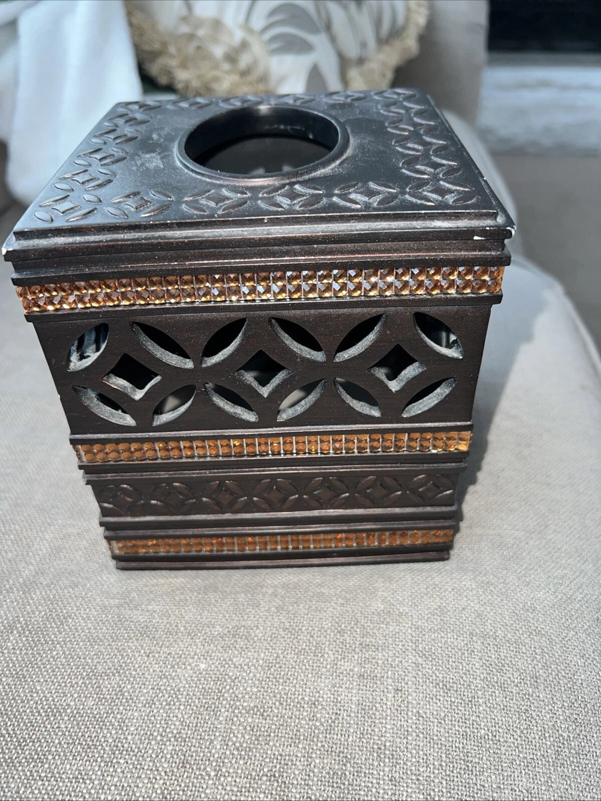 Bed Bath And Beyond Brown Anaka Amber Ornate Tissue Box | eBay