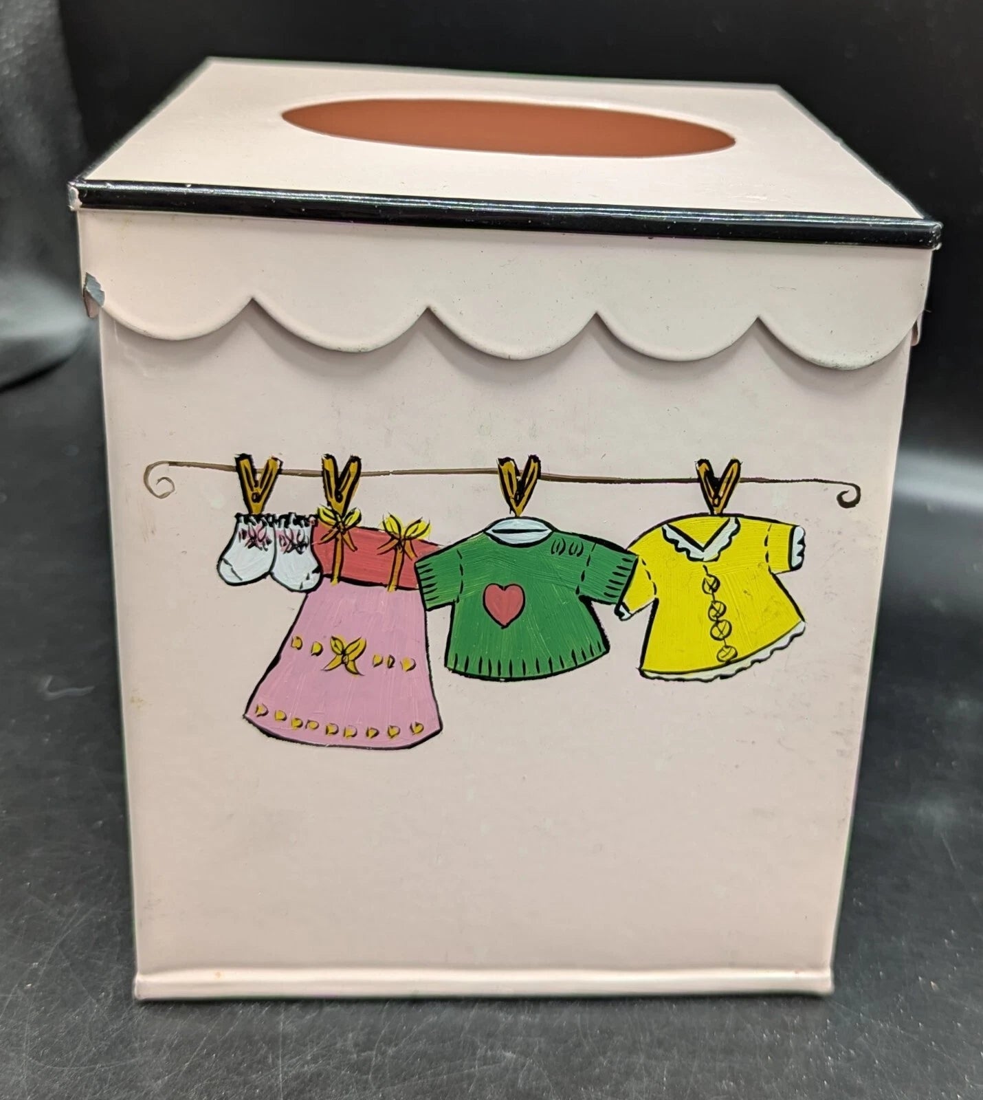 Tissue Box Cover Scalloped Edges Pink Laundry Room Funky Fun Metal | eBay