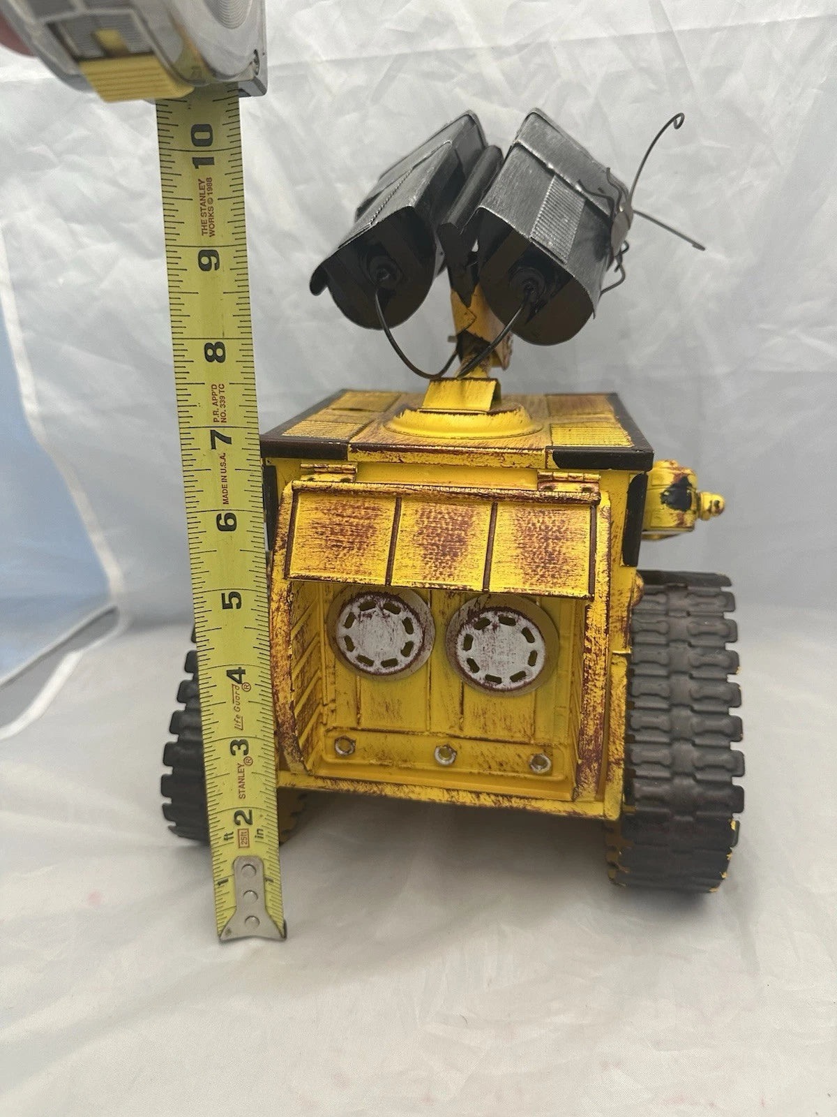 Metal Robot Style Tissue Box Movable Arms Design, Cute Wall-E Inspired w Mag Bug | eBay