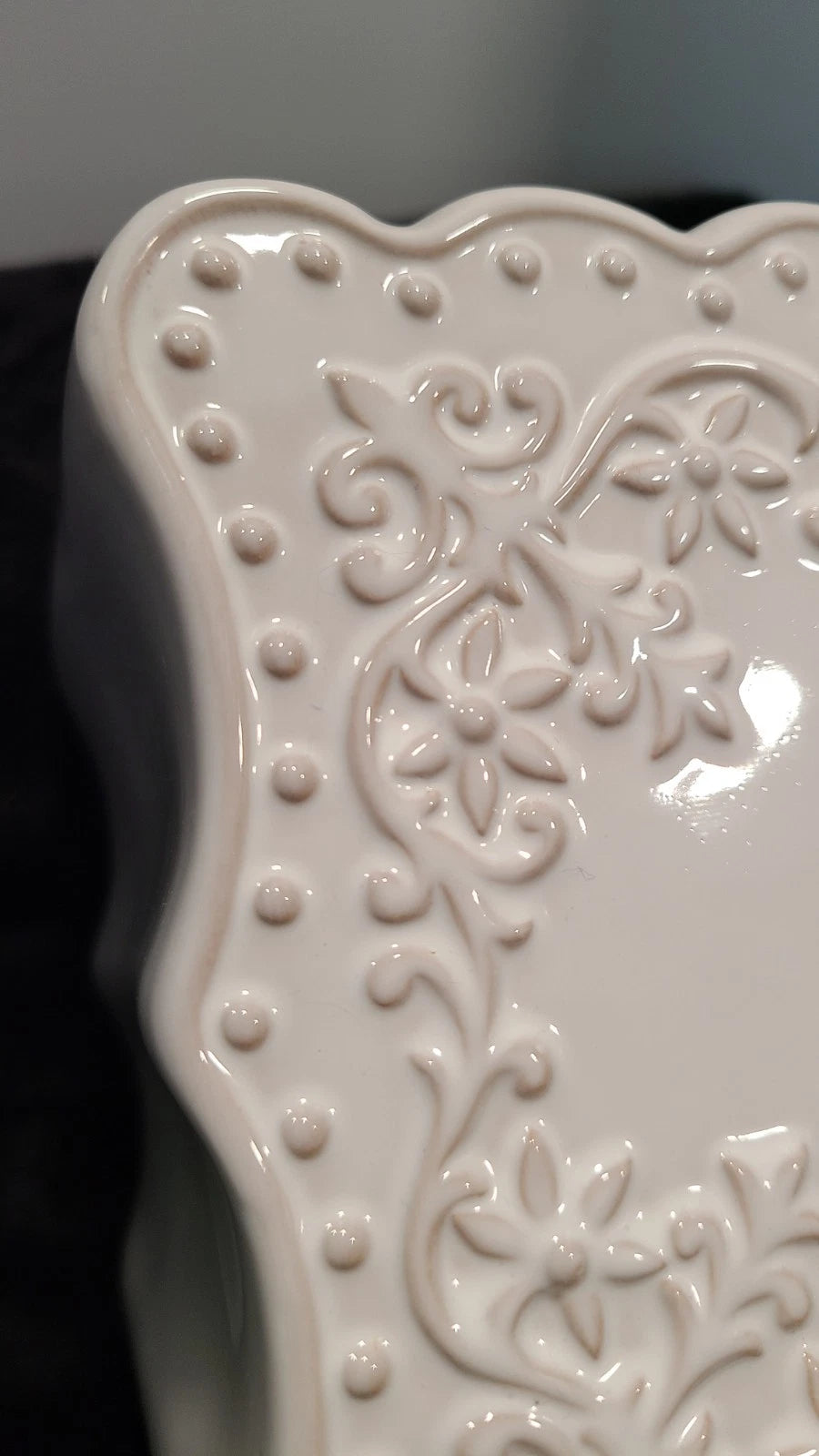 White CREATIVE BATH Floral Lace Ceramic Tissue Box Cover- 6.25" Square | eBay