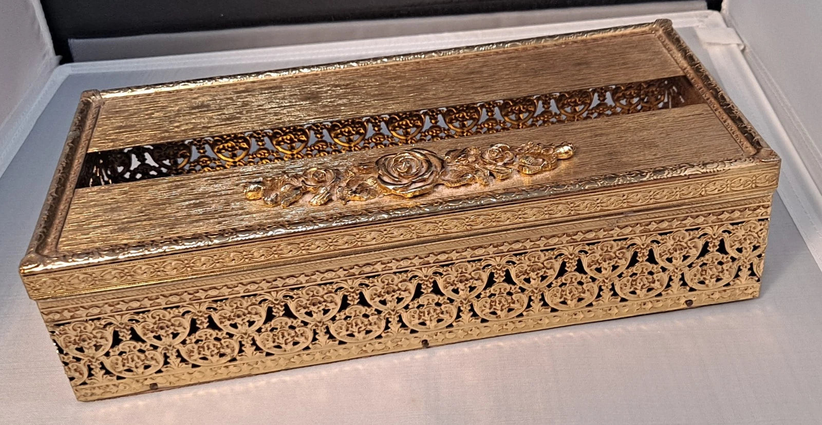 Vtg Gold Filigree Tissue Box Holder Gilted Hinged Hollywood Regency Flowers | eBay
