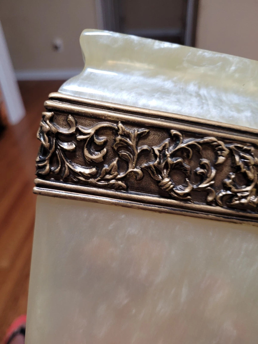 Wamsutta Adagio Faux Marble & Brass Tissue Box Cover EUC | eBay