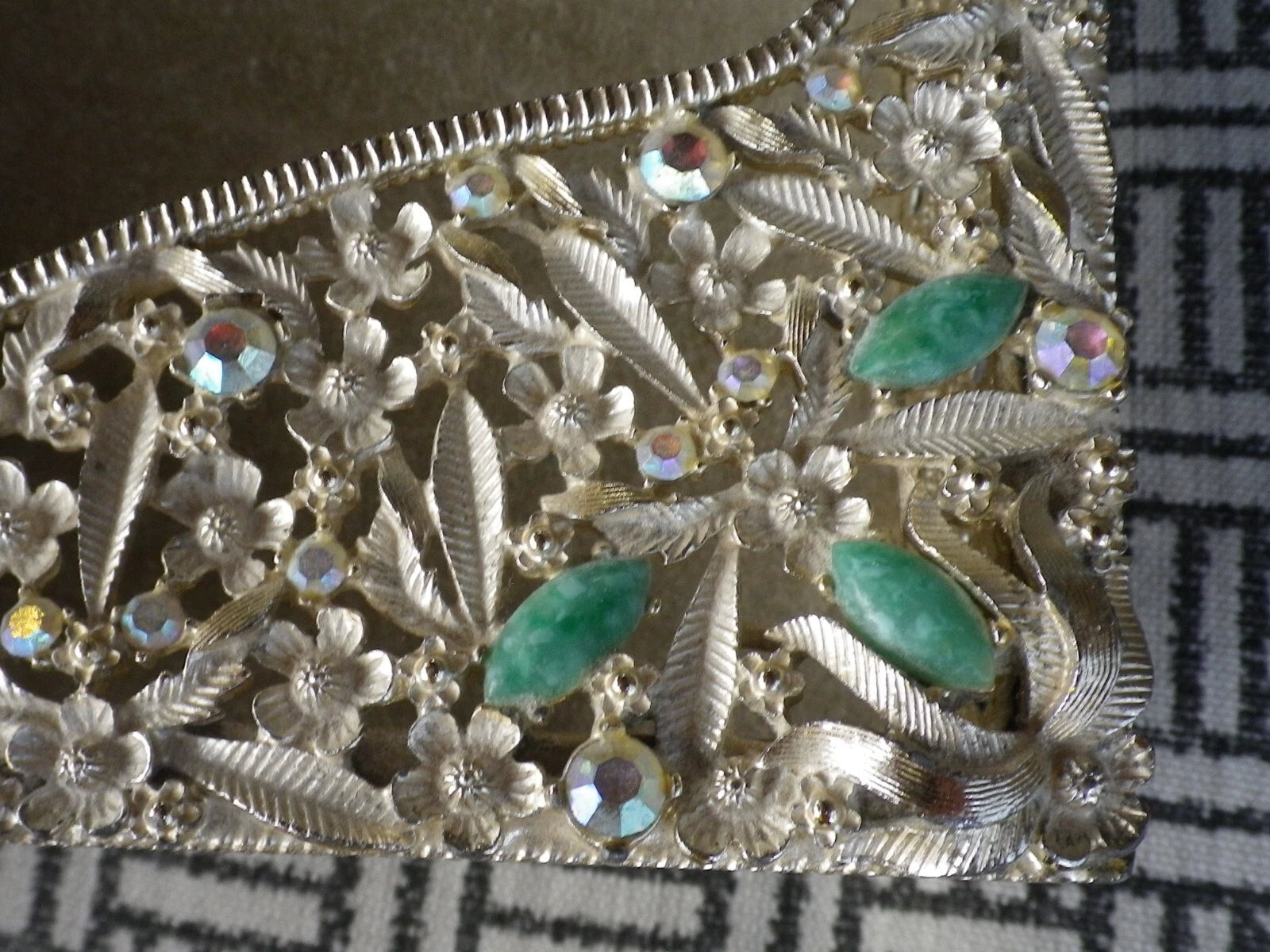 Vintage Gold Tone Metal Tissue Box Holder Filigree green stone aurora borealis | eBay
