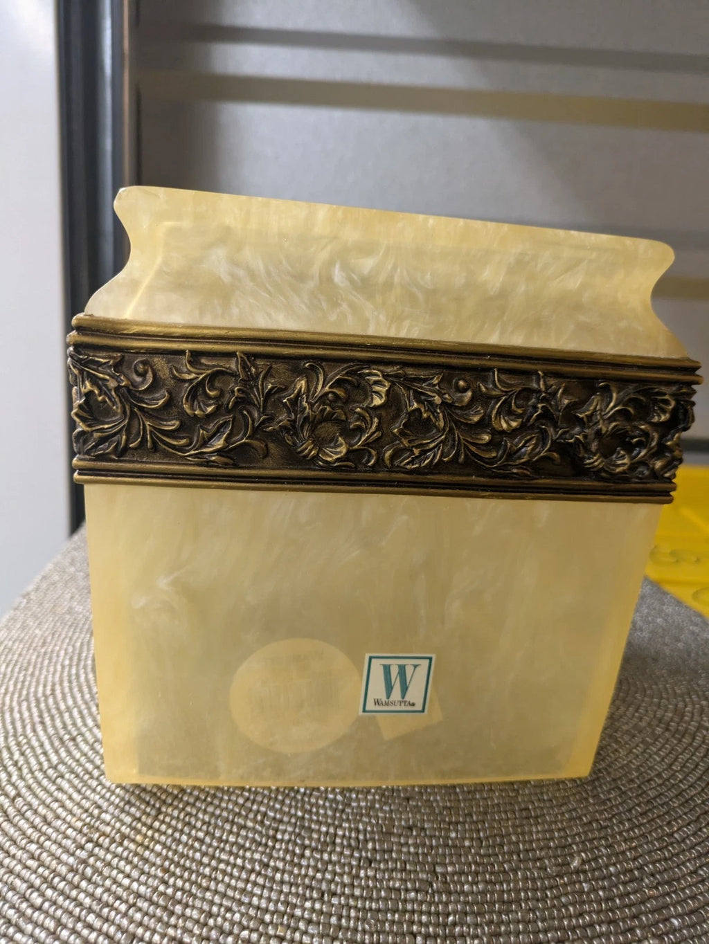 Wamsutta Pearlized Acrylic Lucite Gold Ornate Tissue Box Cover | eBay