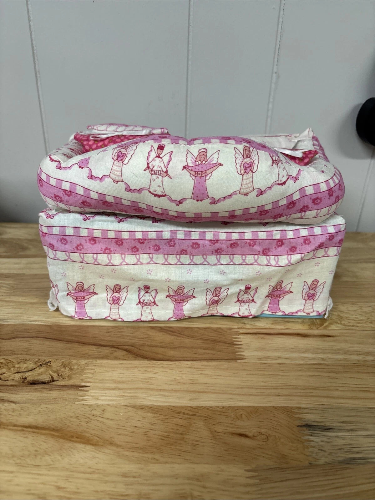 Angels Sofa Couch Tissue Box Cover With Little Pillows Pink And White Dollhouse | eBay