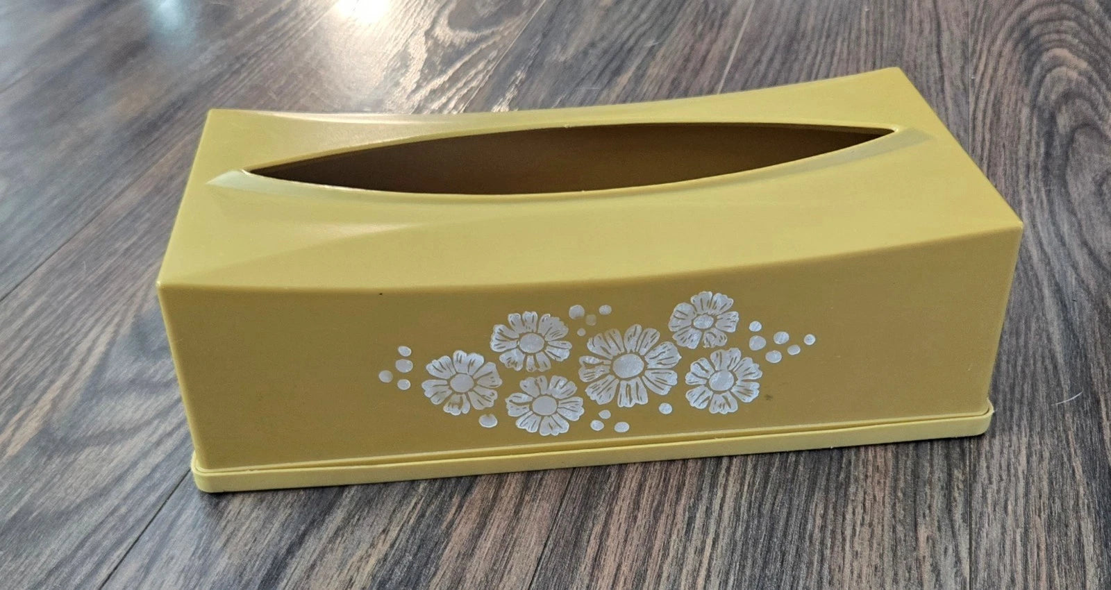 Vintage (60's/70's) RUBBERMAID Plastic/Lucite Harvest Gold Tissue Box | eBay