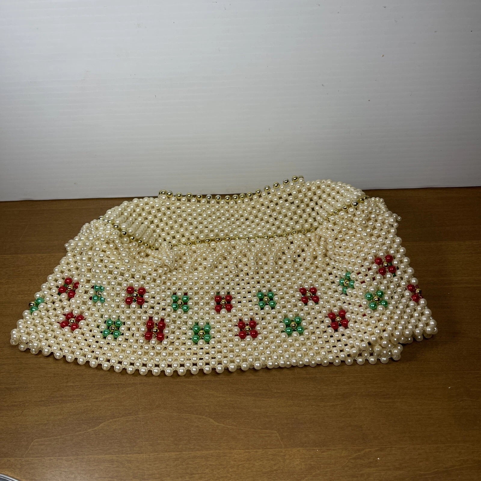Vintage Beaded Tissue Box Holder Oblong Faux Pearl & Gold Beads Red Green Cover | eBay