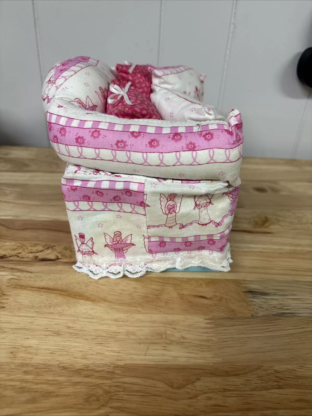 Angels Sofa Couch Tissue Box Cover With Little Pillows Pink And White Dollhouse | eBay