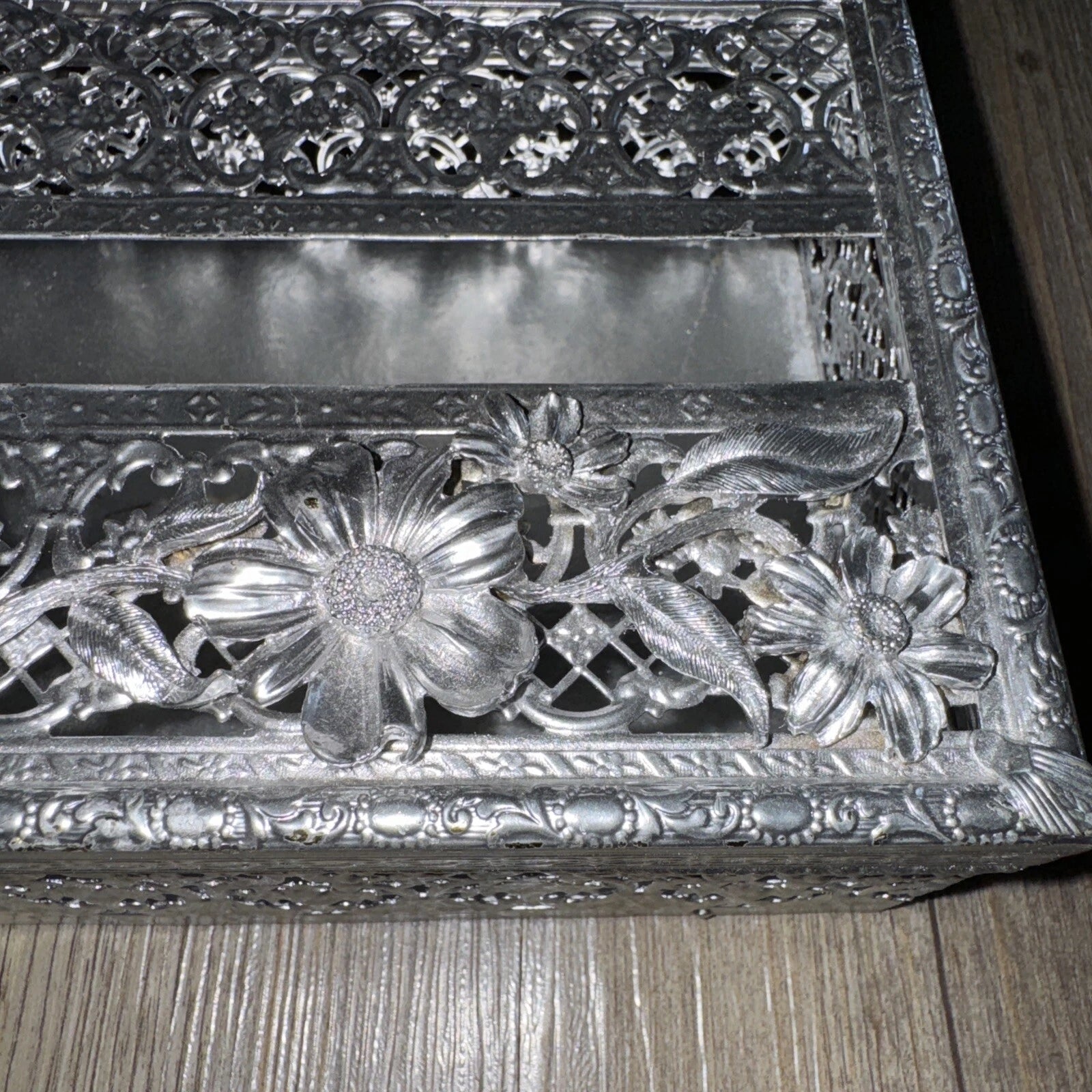 Vintage MCM Silver Tone Elegant Tissue Box Holder Ornate Hollywood Regency Daisy | eBay