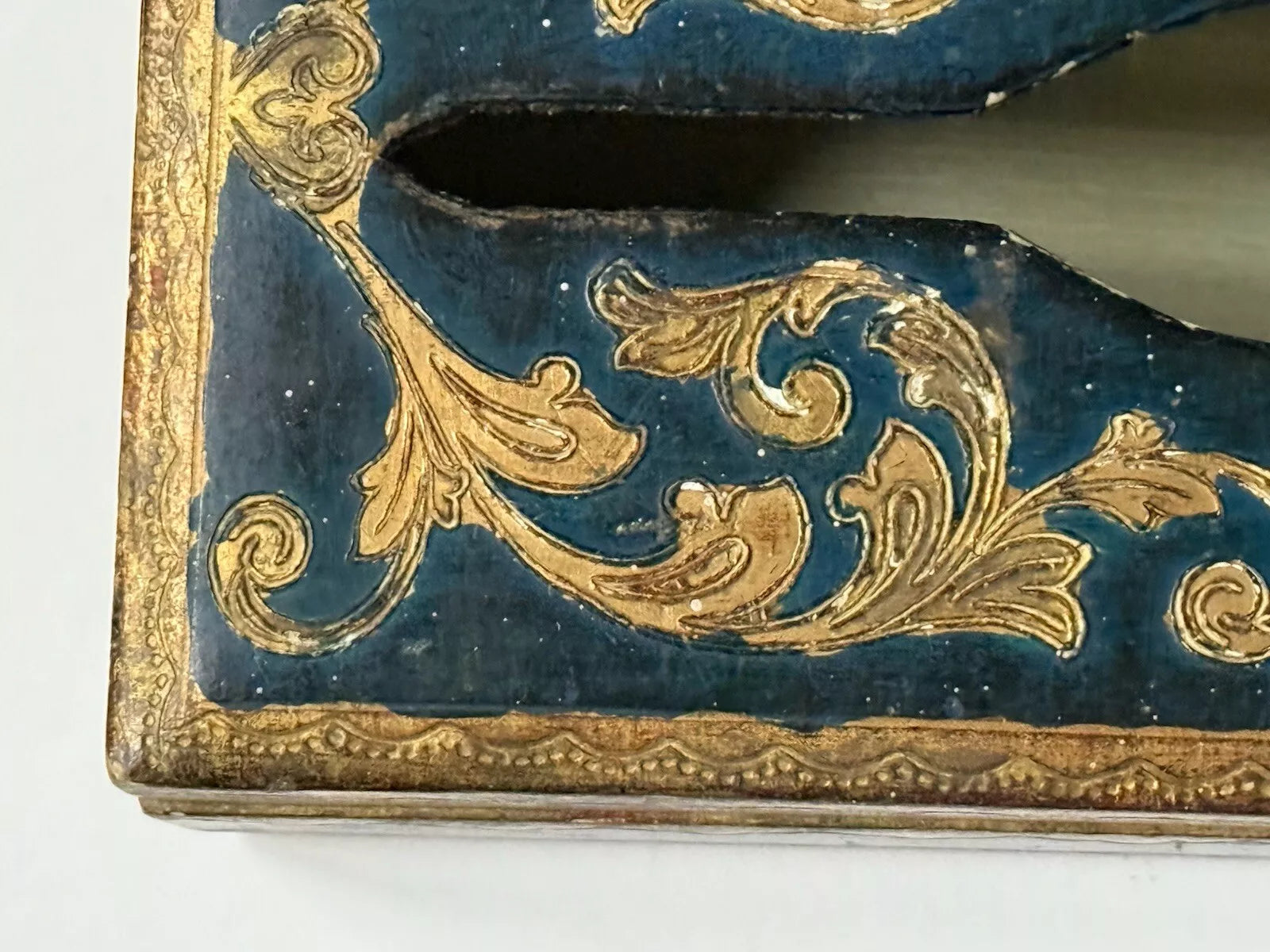 RARE Vintage Gold *BLUE Hollywood TISSUE HOLDER Cover Antique ITALY Florentine | eBay