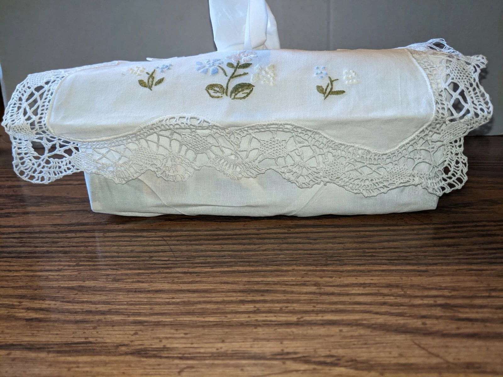 Vintage White Cotton Embroidered & Crochet Tissue Box Cover | eBay