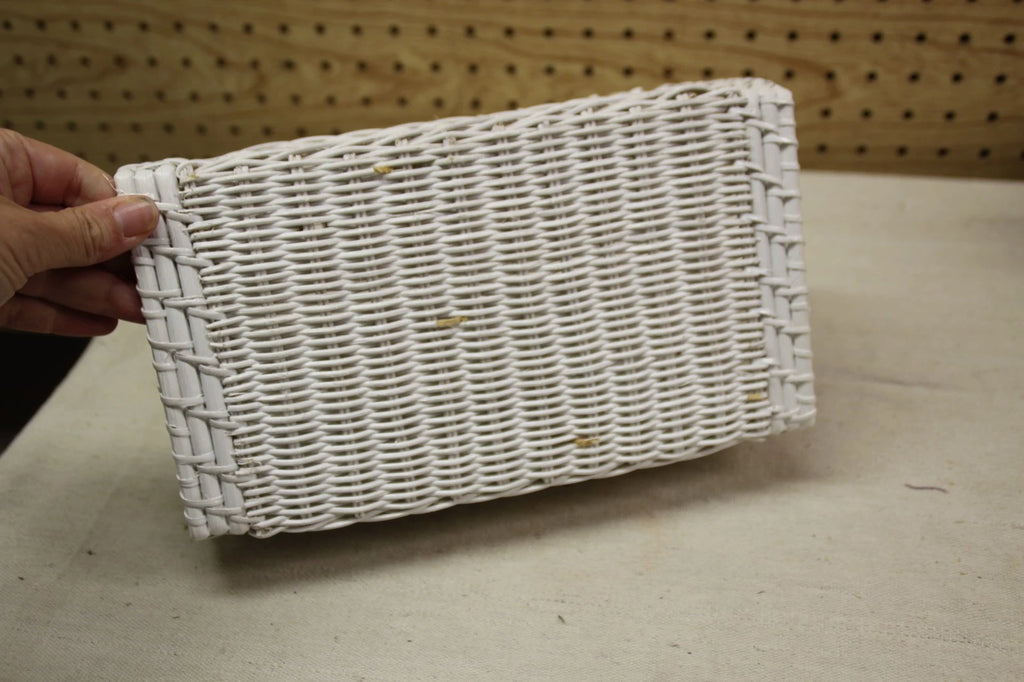 Vtg White Wicker Rattan Tissue Box Holder Cover 9.5x5.5x3.5" Swirls Crosses | eBay