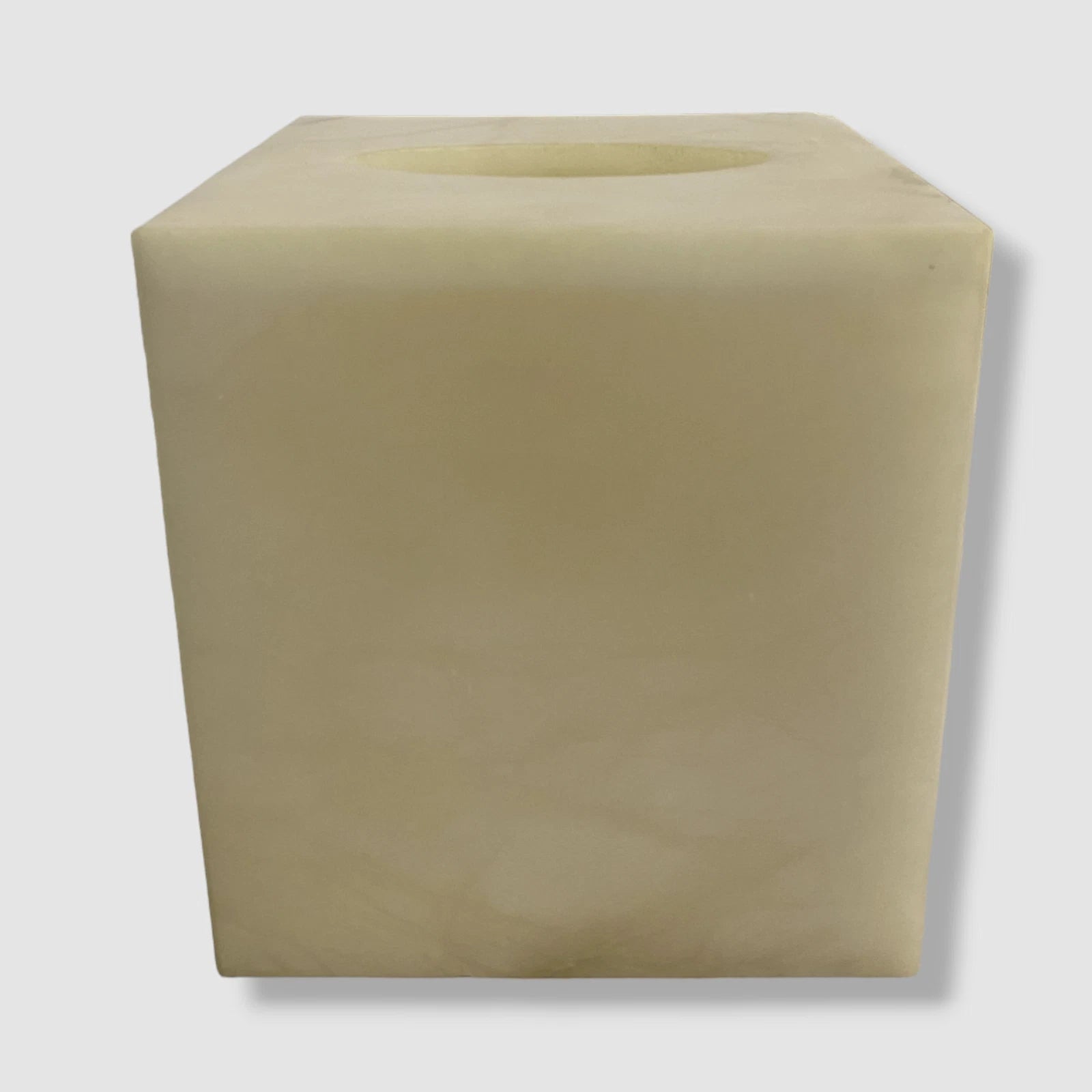 $255 KASSATEX Ivory Alabaster Alisa Cream Tissue Box Cover | eBay