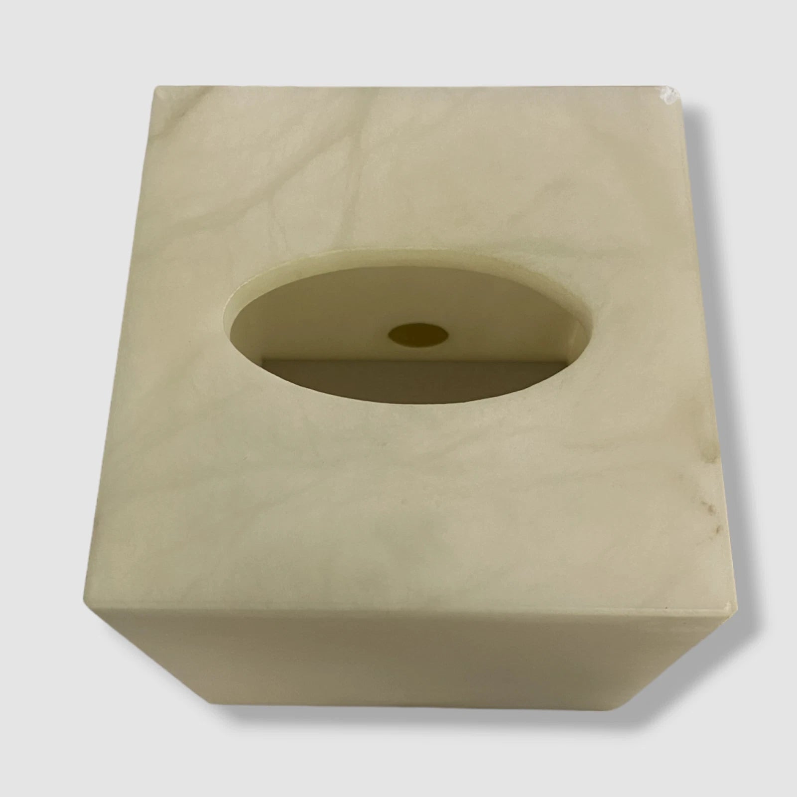 $255 KASSATEX Ivory Alabaster Alisa Cream Tissue Box Cover | eBay